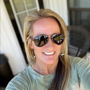 Meet your Posher, Lynn